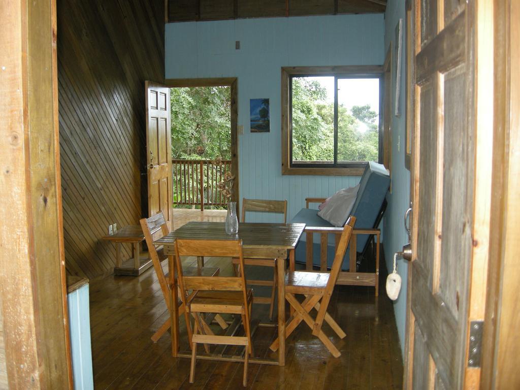 Apartments Chez Milady Utila Dış mekan fotoğraf